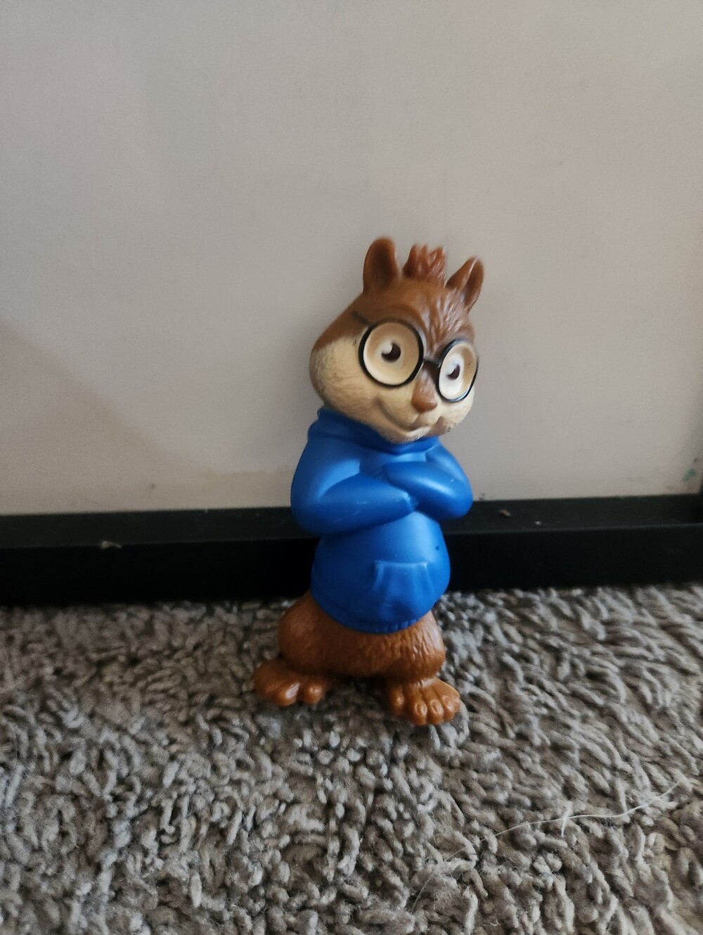 2010 Simon 3.5" McDonald's Movie Action Figure #5 Chipmunks 2 Squeakquel